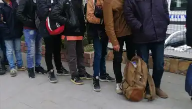 Edirne'de 17 Düzensiz Göçmen Yakalandı