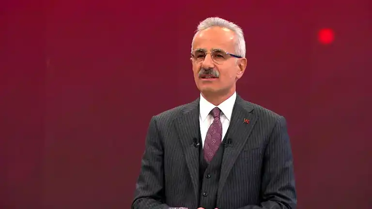 Uraloğlu: Sosyal Medya Düzenlemesi Yolda!